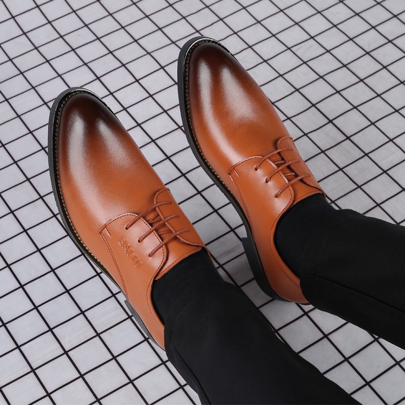 Nieuwe Herenschoenen Leer Business Casual Kleding Schoenen Veterschoenen Puntige Getuige Bruiloft