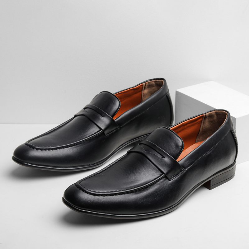 Zomer Nieuwe Set Voeten Zakelijke Herenschoenen Casual Spitse Neus Formele Jurk Loafers Slip-on Zwarte Schoenen Mannelijke