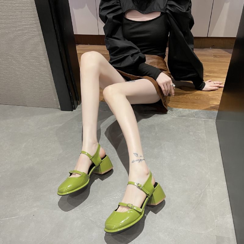 Baotou Sandalen Dames 2024 Zomer Nieuwe Mode Vierkante Neus Gesp Dikke Hak Schoenen