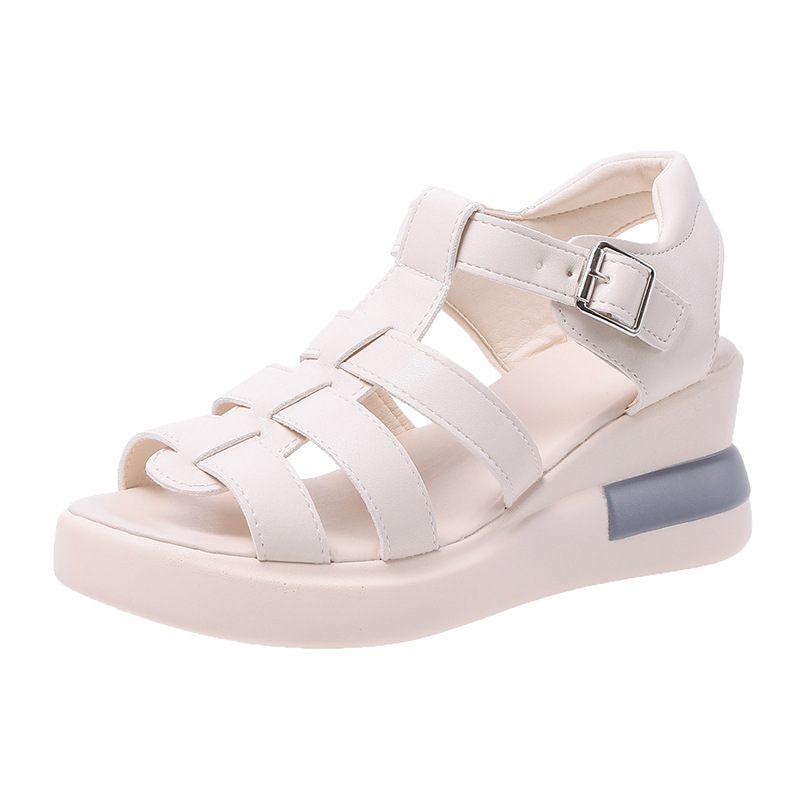 Holle Gesp Sandalen Vrouwelijke 2024 Zomer Nieuwe Open Teen Casual Retro Platte Romeinse Schoenen