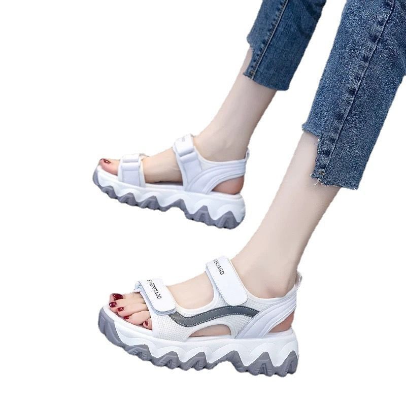 Sportsandalen Dames Zomer Nieuwe Damesmode Golf Dikke Bodem Strandschoenen Plateausandalen Studentensandalen